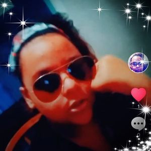 Meet your Posher, Bebe guerra